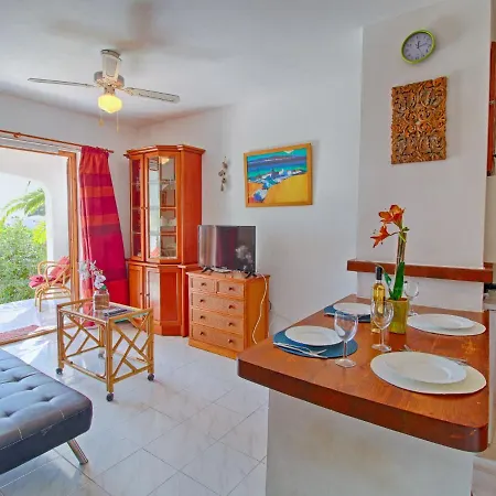 Shangrila-1 By Interhome