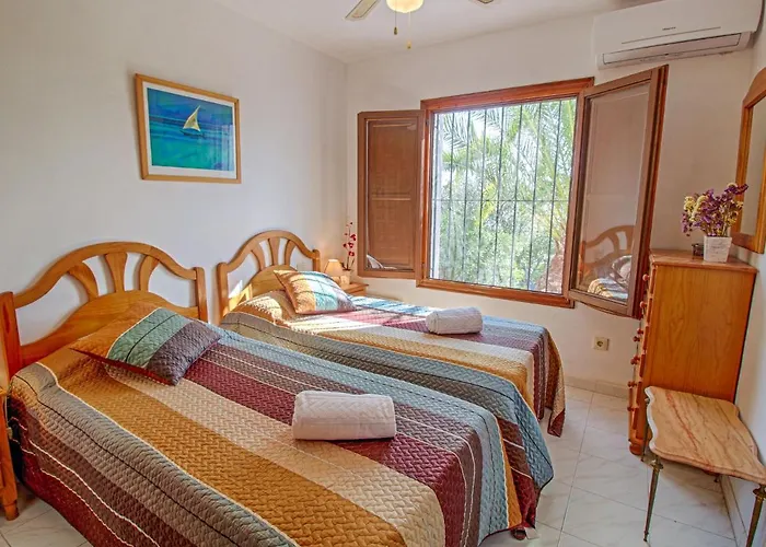 Shangrila-1 By Interhome بيت للعطل *